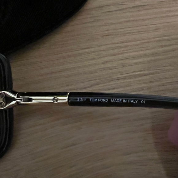 Tom Ford Sunglasses - Picture 4 of 5